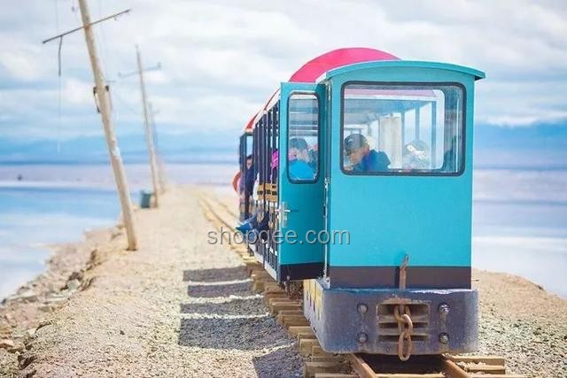 火车飞驰，铁轨为何依旧坚韧？🛤️磨损之谜